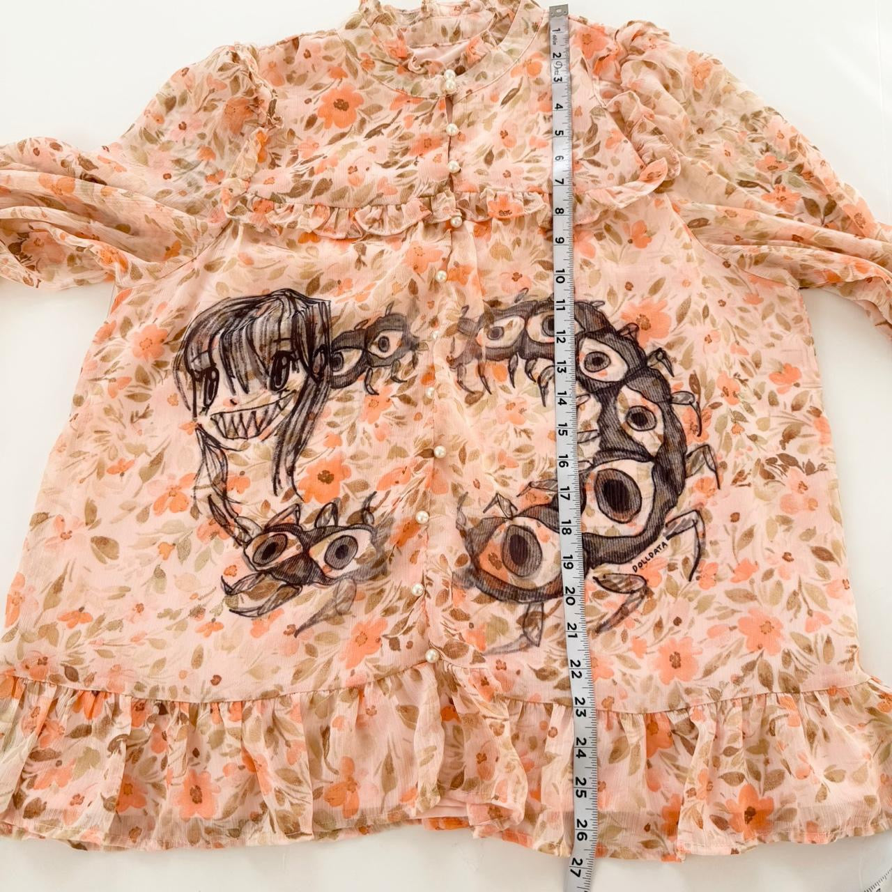 centipede girl floral blouse (m)