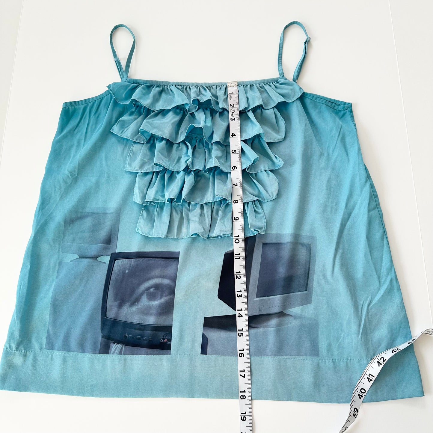 cyber core ruffle tank top (m/l)