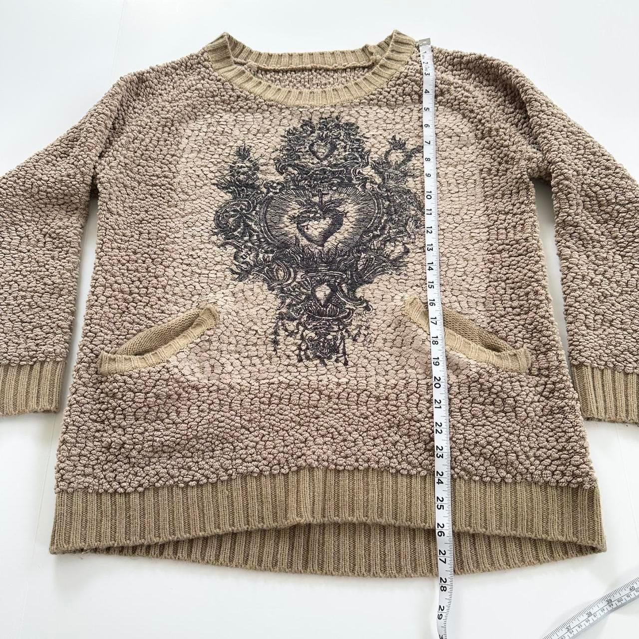 sacred heart sweater (m)