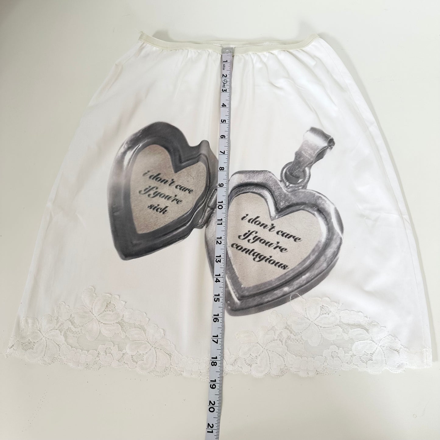 contagious locket vintage slip skirt (xs/s)
