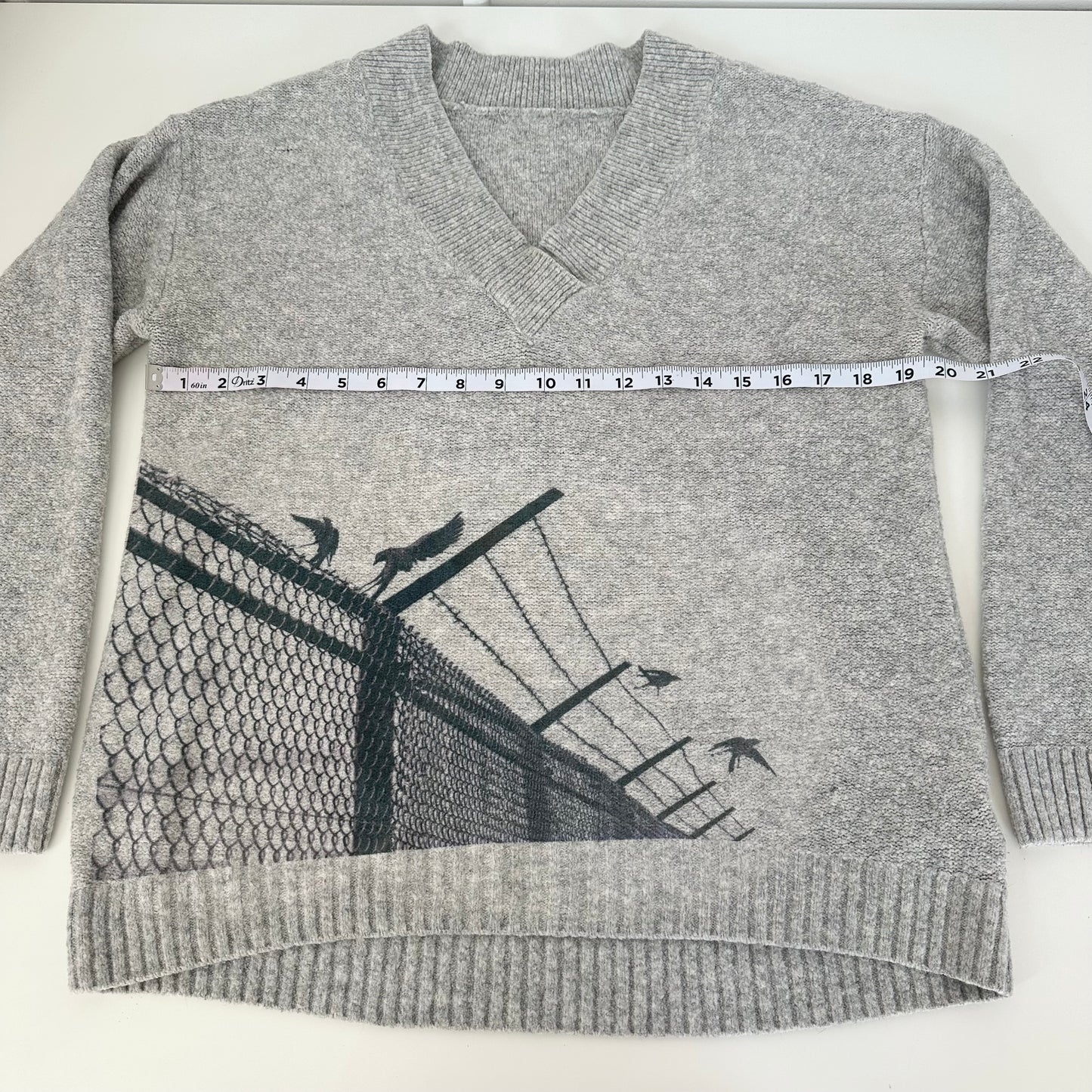 chain fence sweater (m)