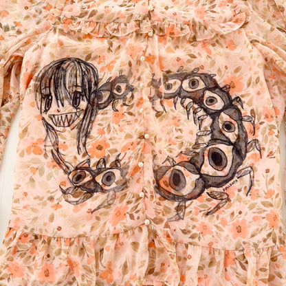 centipede girl floral blouse (m)