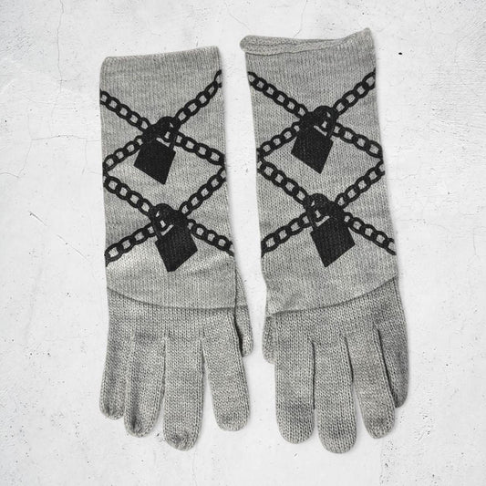 locked chain gloves 1/1