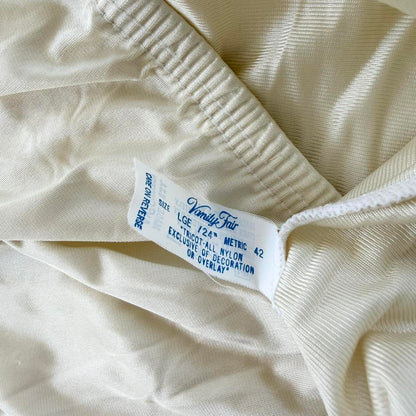 what the bugs doin slip skirt (l/xl)