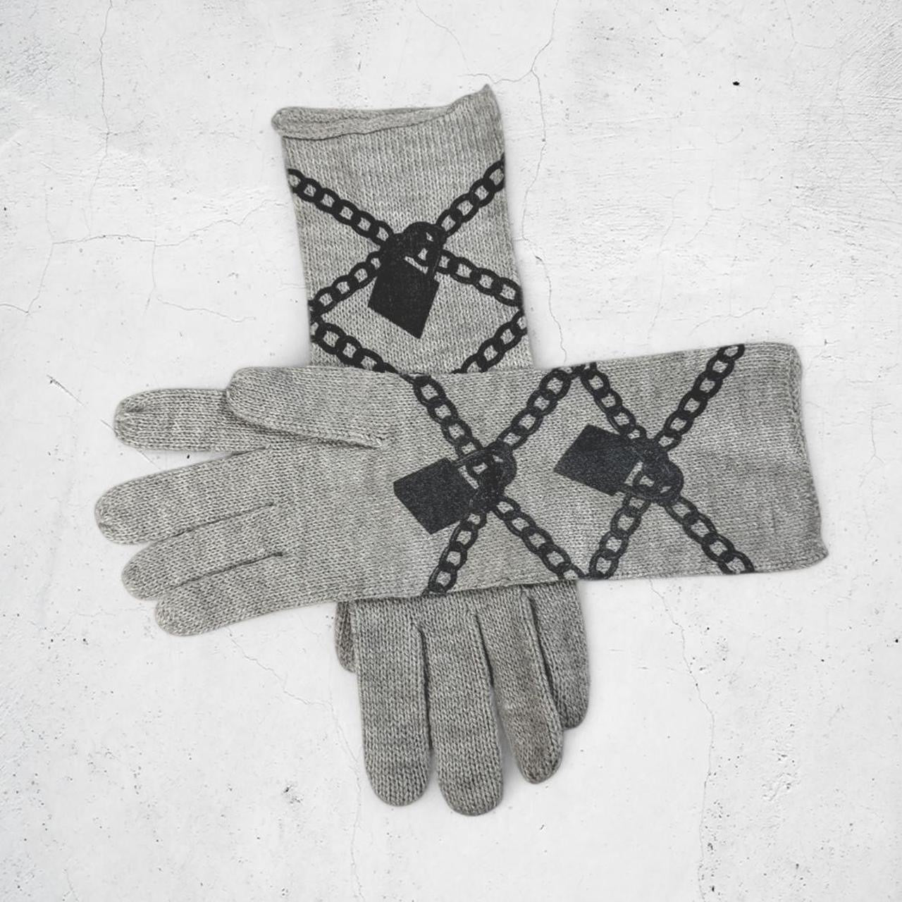 locked chain gloves 1/1