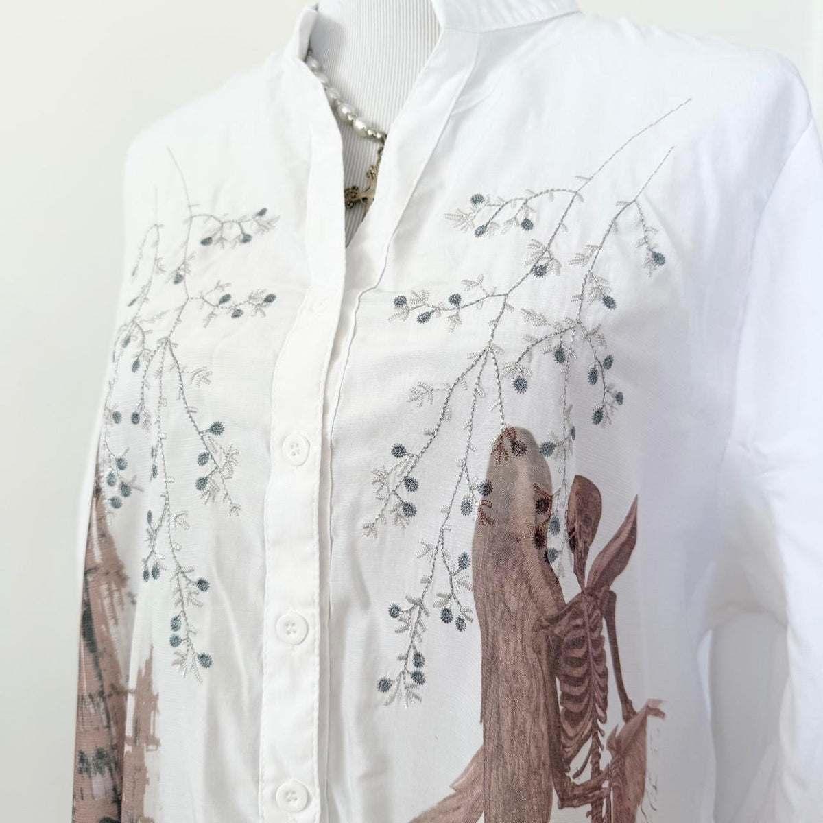 angel core embroidered blouse (xl)