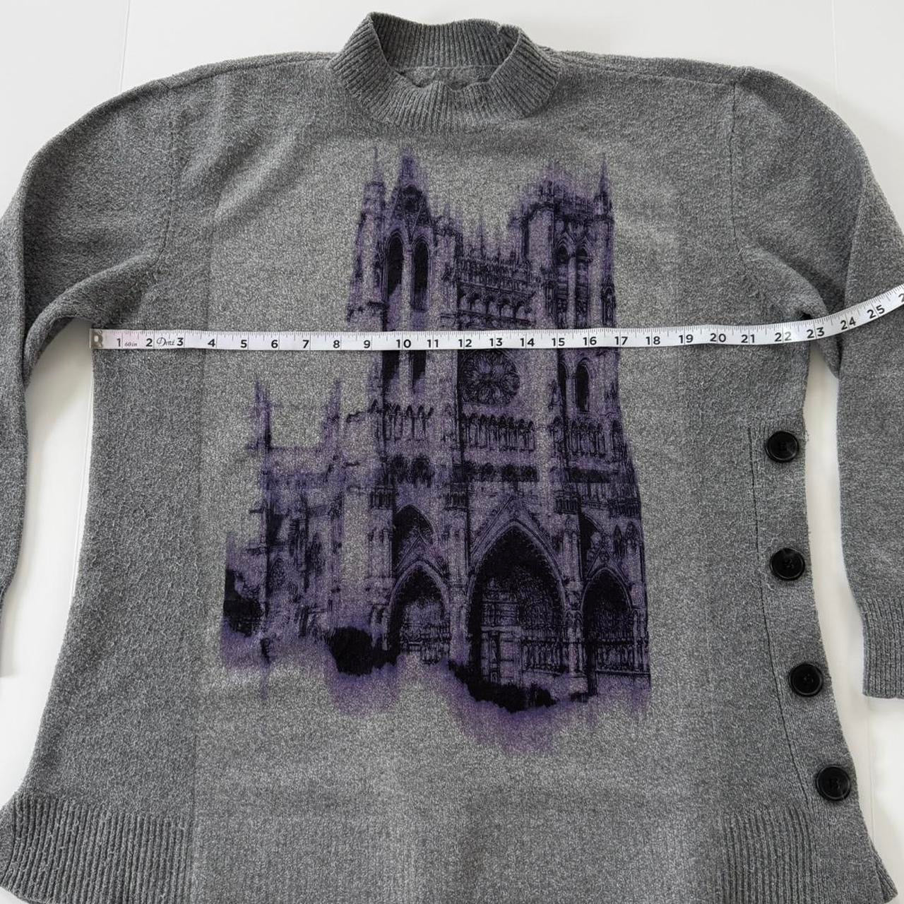 vkei cathedral button up sweater (xl)