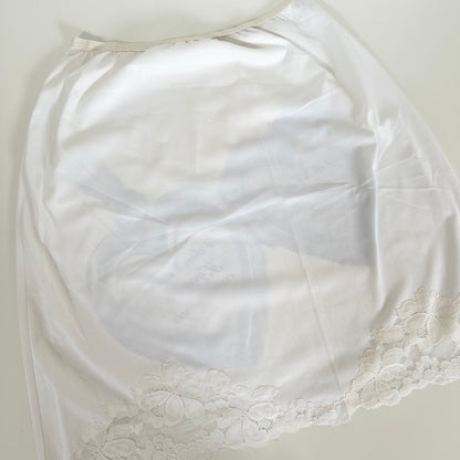 contagious locket vintage slip skirt (xs/s)