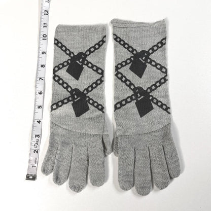 locked chain gloves 1/1